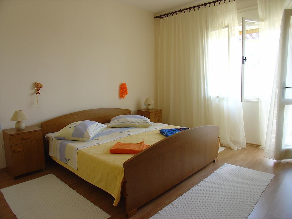 Apartment Tomy 트로기르 객실 사진